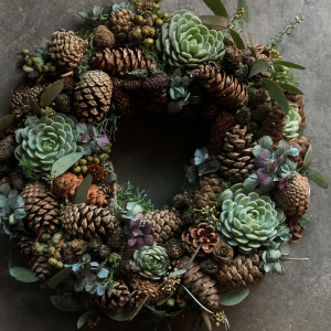 Krans met echeveria & denappels